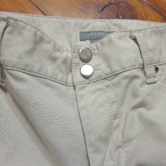 ANN TAYLOR Petites LINDSAY Pants 2P Light Cream Zip Double Button Closure - Picture 2 of 8